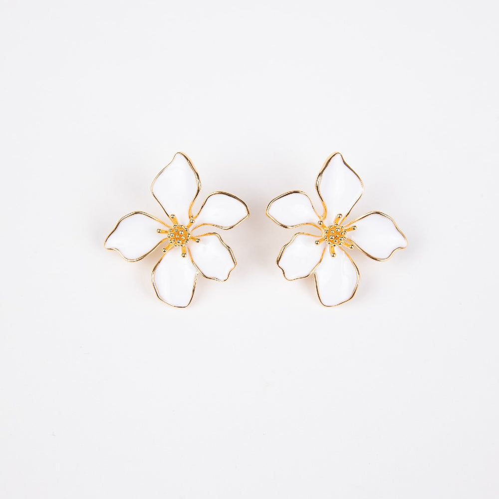 Holiday Trading Co Earrings Adelle white Flower