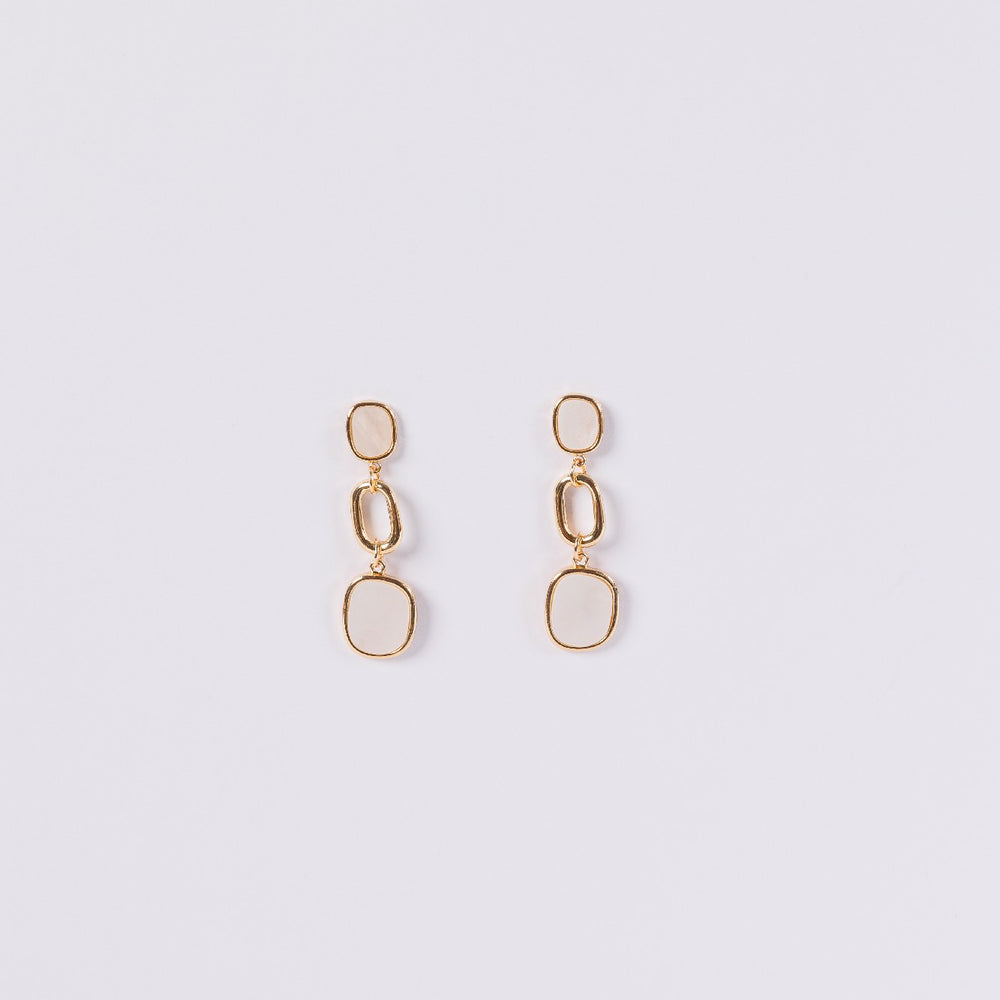 Holiday Trading Co Earrings "Rocky" White