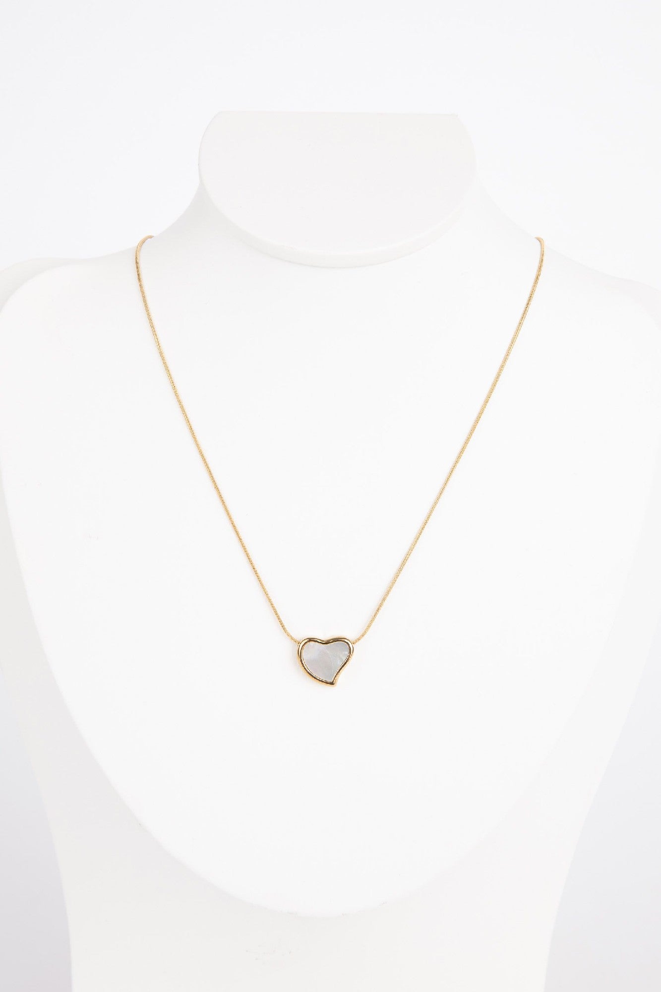 Necklace Cream Pearl heart gold plated 