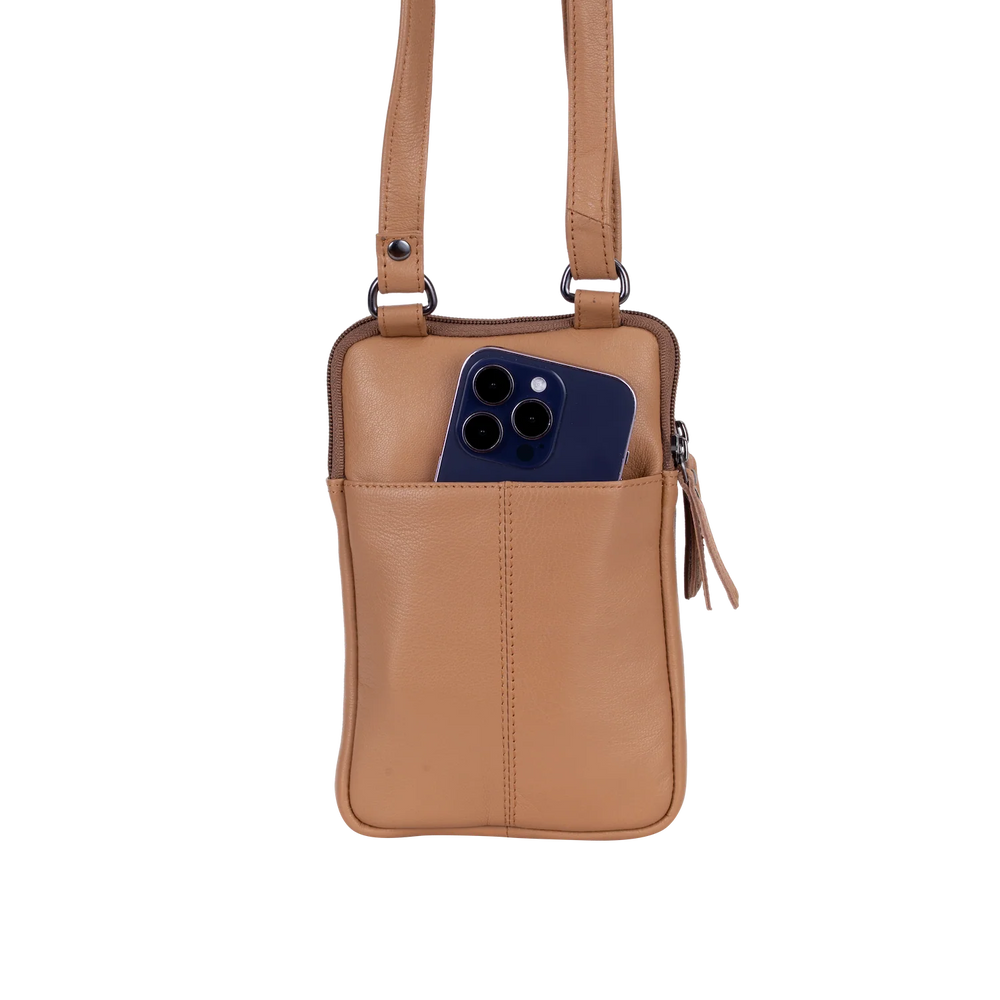 
                      
                        Shoulder Bag Greenwood Leather in Tan - Oslo
                      
                    