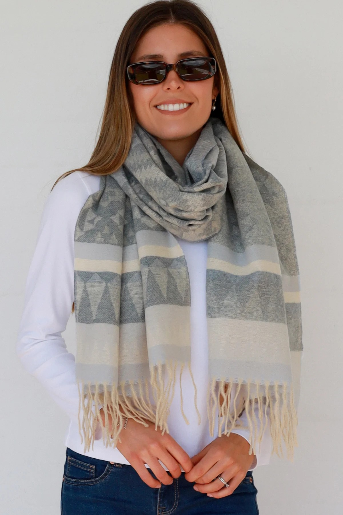 Scarf Winter in pale blue tones