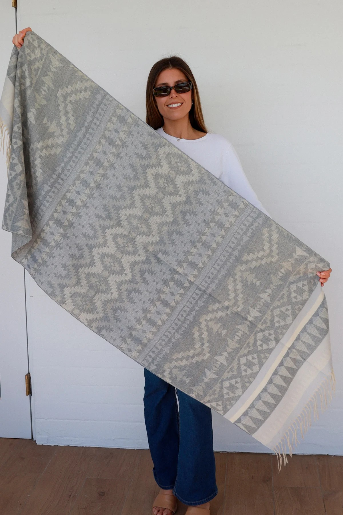 Scarf Winter in pale blue tones