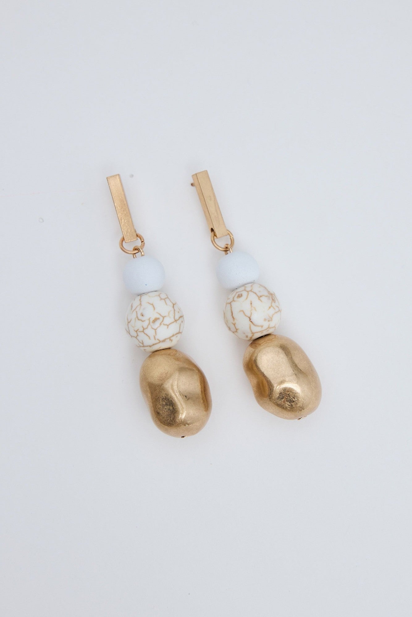 Holiday Earrings Rio in Gold and Cream