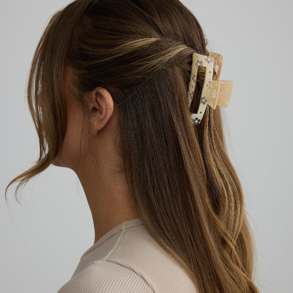 Daisy Louise Hair Claw Creme